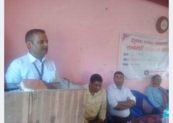 सिक्टा सिँचाइ आयोजनाको भौतिक प्रगति ५१ प्रतिशत: किसानको गुनासो सुन्दै आयोजना प्रमुख