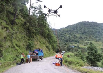 सडकविहीन बस्तीमा राहतको नयाँ सारथी ‘ड्रोन’