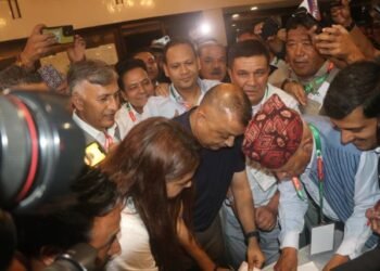 सभापति थापाद्वारा पुनः सभापतिमा उम्मेदवारी दर्ता