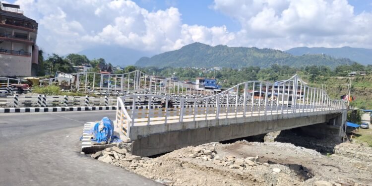 मध्यपहाडी लोकमार्ग : कास्कीमा तीन मोटरेबल निर्माण