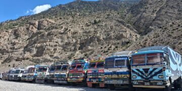 लेतेदेखि कोरलासम्म रोकिएका छन् पाँच सय बढी कन्टेनर