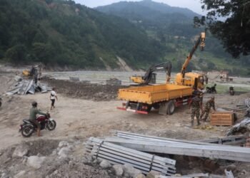 फलाखु खोलामा बेलीब्रिज जडान सुरु