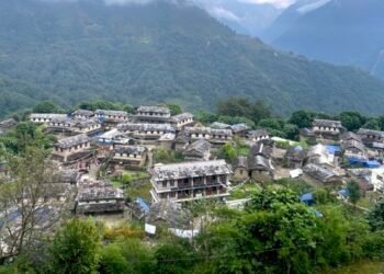 बाटो सहज भएपछि घान्द्रुक जाने पर्यटक बढ्दै