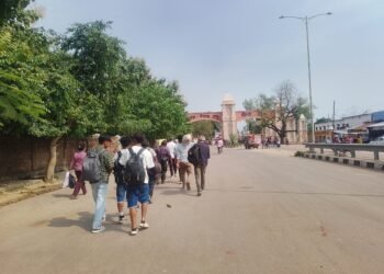 सीमापारी जाने उपभोक्ता घट्दै, नेपालगञ्जमा बढ्यो चहलपहल