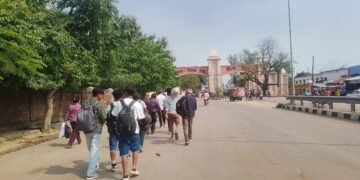 सीमापारी जाने उपभोक्ता घट्दै, नेपालगञ्जमा बढ्यो चहलपहल