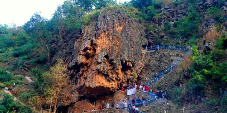 संरक्षणसँगै धार्मिक पर्यटकीय गन्तव्य बन्दै ‘महादेव थान’